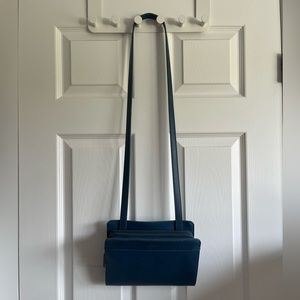 Matt &Nat crossbody purse